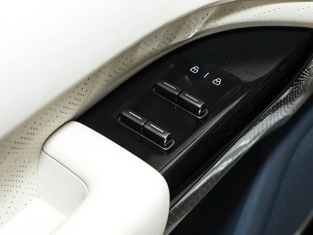 ZEEKR 7X Standard RWD | Compact Electric SUV — FOB Nansha Export