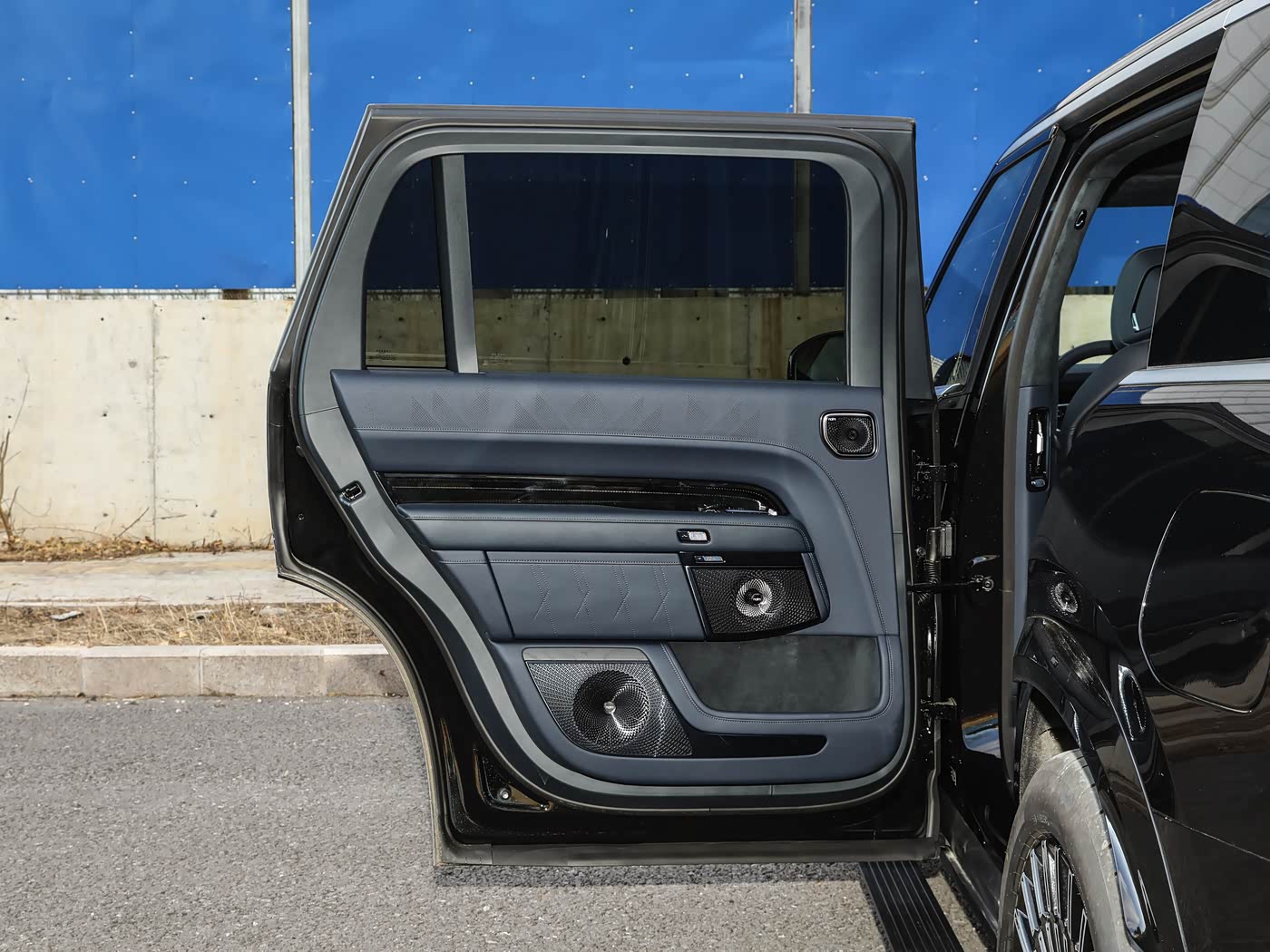 ZEEKR 9X 2025 Max Edition | 55kWh PHEV SUV — FOB Nansha Export