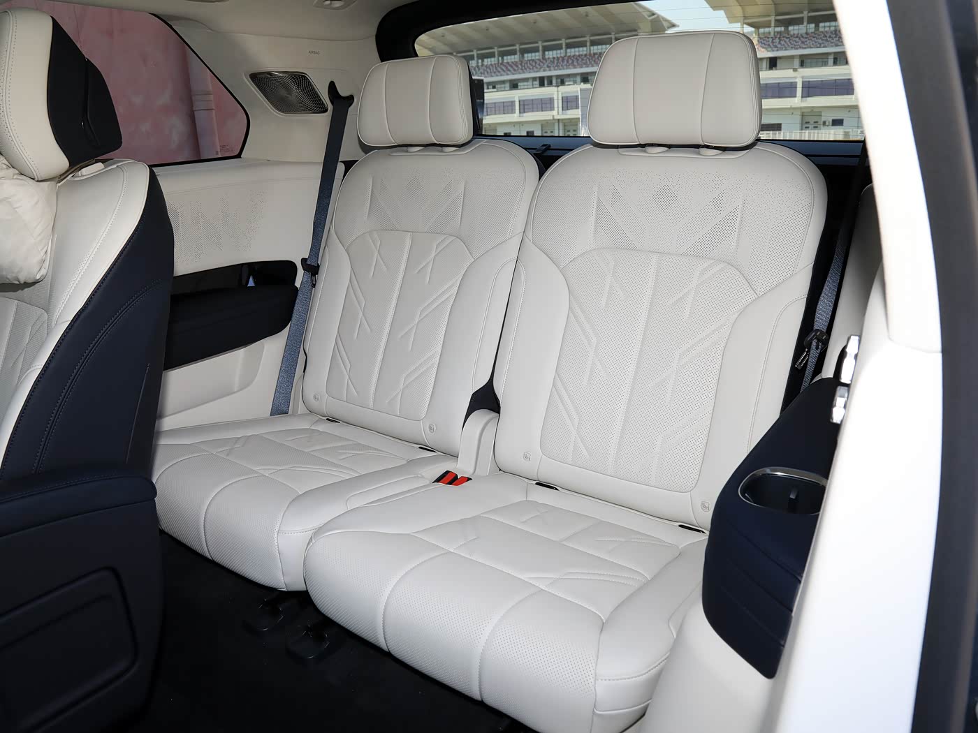ZEEKR 9X 2025 Ultra Edition | 55kWh PHEV SUV — FOB Nansha Export