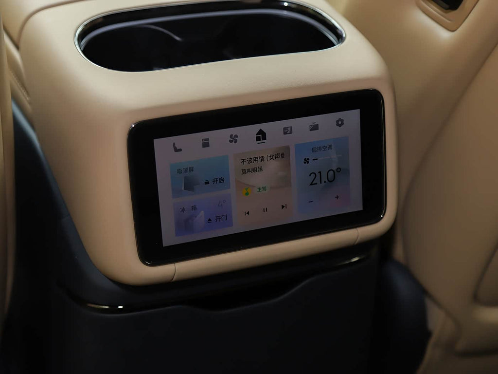 LYNK & CO 900 1.5T Ultra | Premium PHEV Sedan — FOB Nansha Export