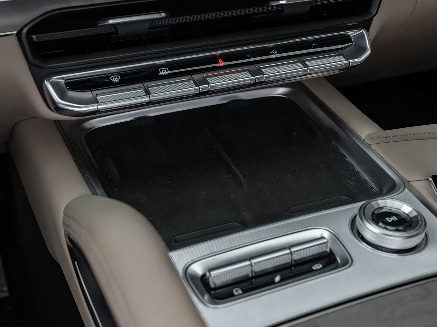 ZEEKR 8X Ultra+ | Premium Electric SUV — FOB Nansha Export