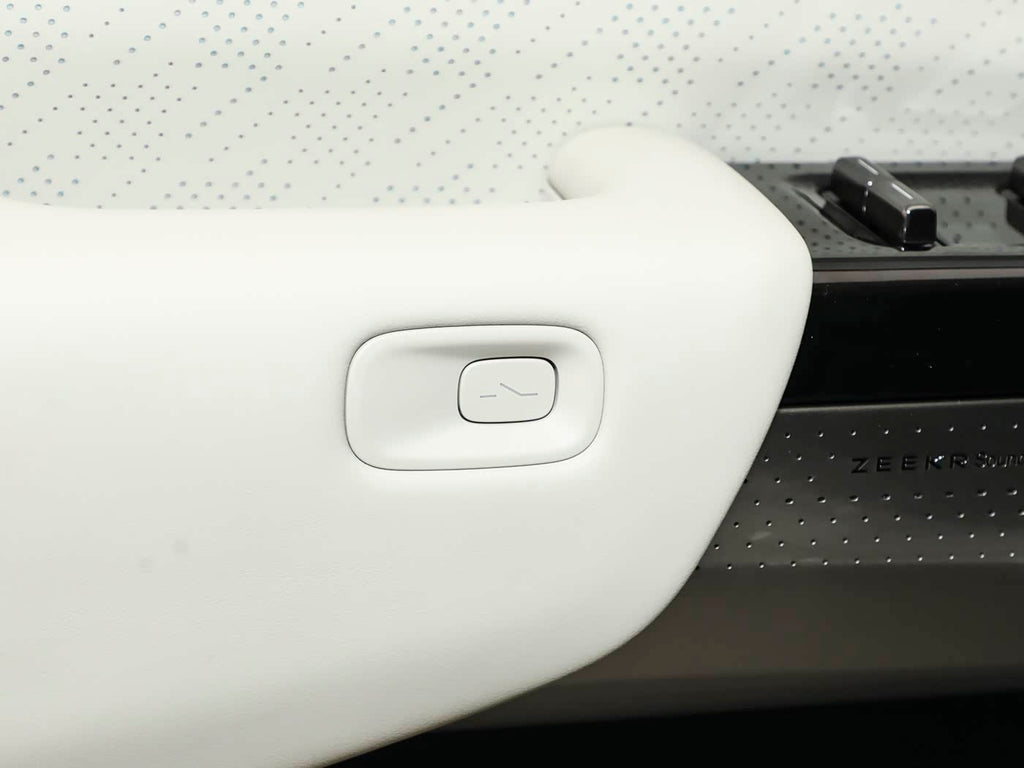 ZEEKR 7X Standard RWD | Compact Electric SUV — FOB Nansha Export