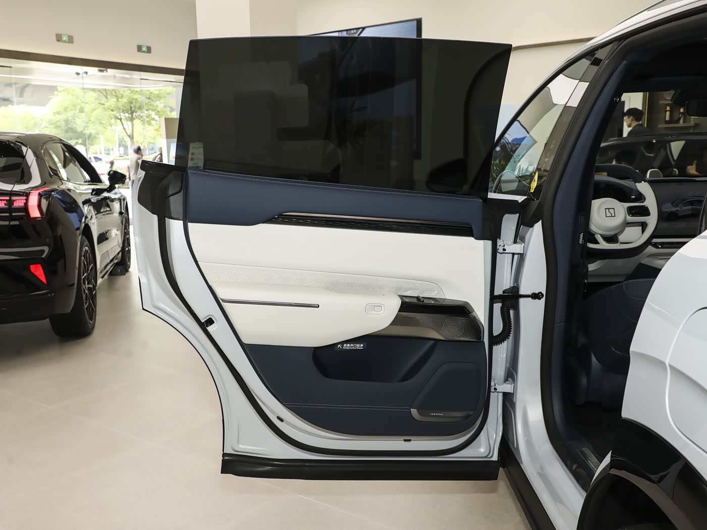 ZEEKR 7X Standard RWD | Compact Electric SUV — FOB Nansha Export