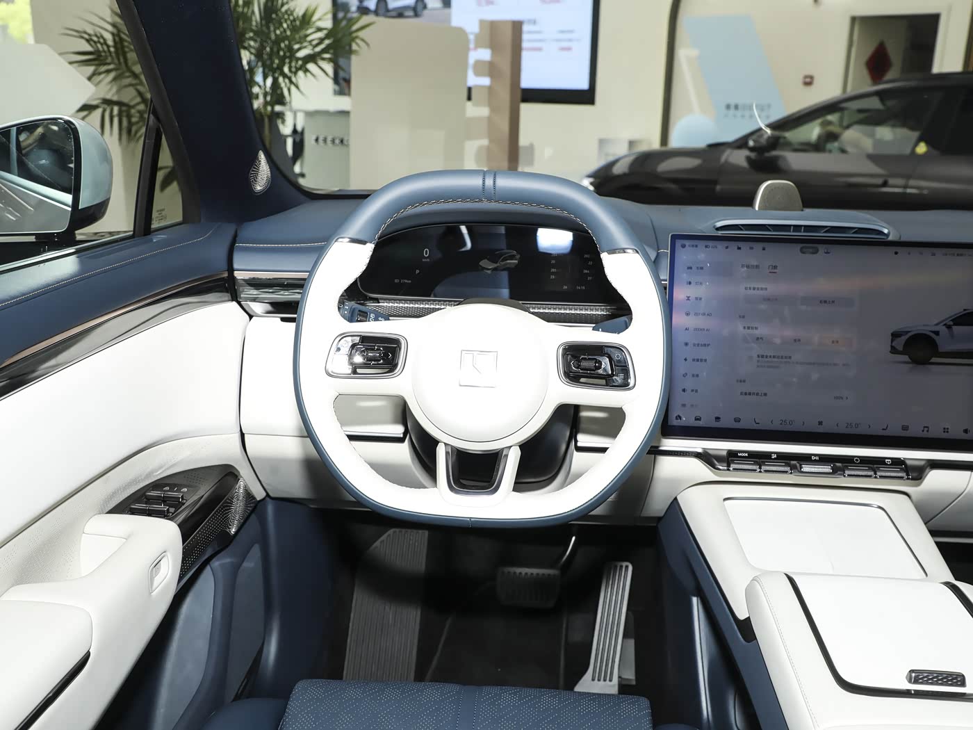 ZEEKR 7X Standard RWD | Compact Electric SUV — FOB Nansha Export