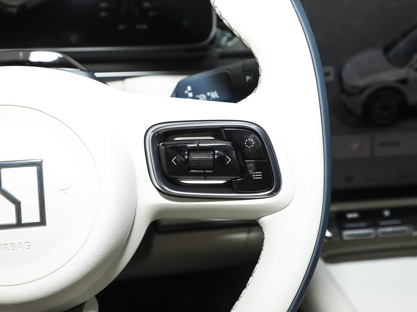 ZEEKR 7X Standard RWD | Compact Electric SUV — FOB Nansha Export
