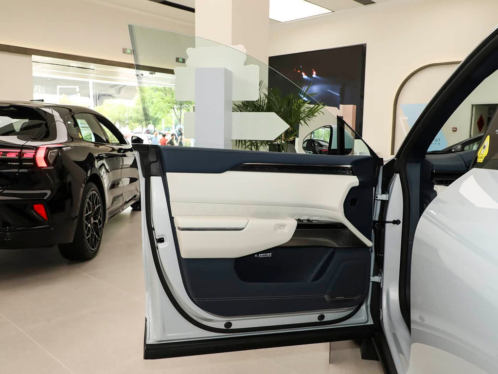 ZEEKR 7X Standard RWD | Compact Electric SUV — FOB Nansha Export
