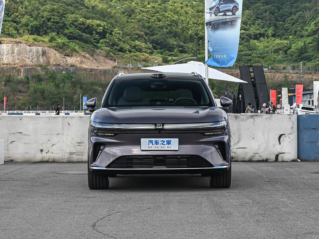 ZEEKR 7X Max AWD | Compact Electric SUV — FOB Nansha Export
