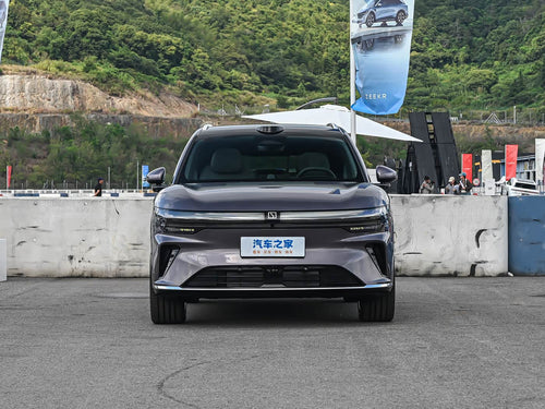 ZEEKR 7X Max AWD | Compact Electric SUV — FOB Nansha Export