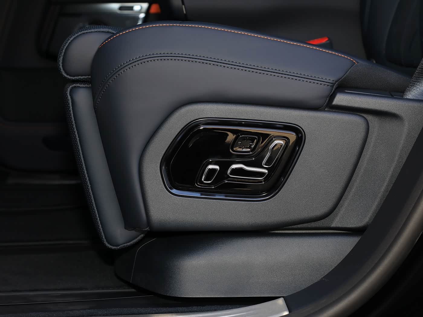 ZEEKR 9X 2025 Obsidian Black Edition | 70kWh 1030kW PHEV SUV — FOB Nansha Export