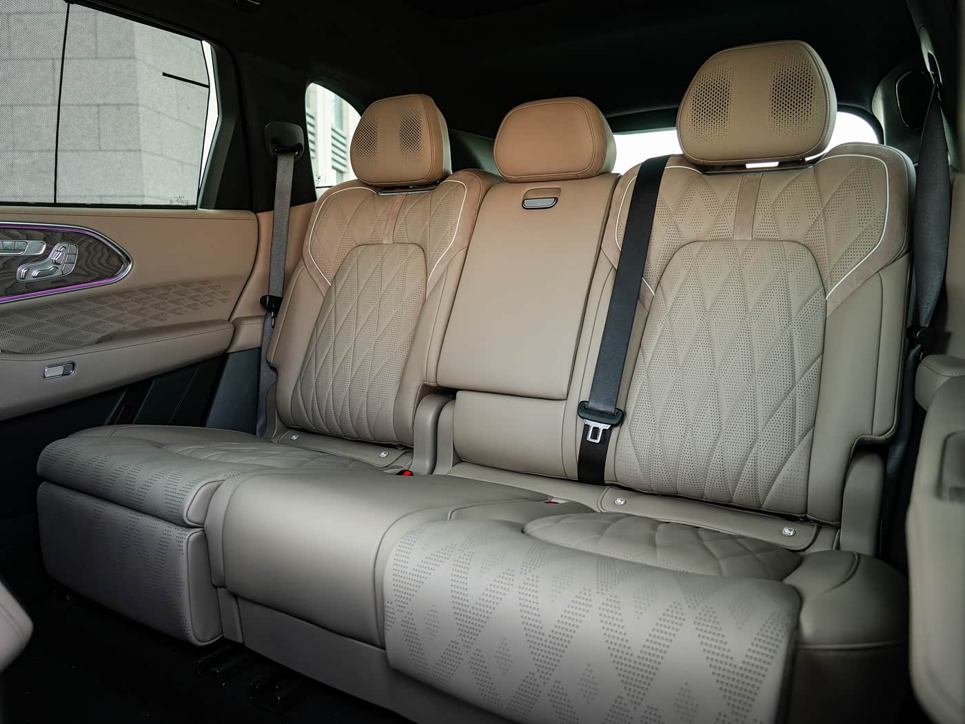 ZEEKR 8X Shadow Edition | Premium Electric SUV — FOB Nansha Export
