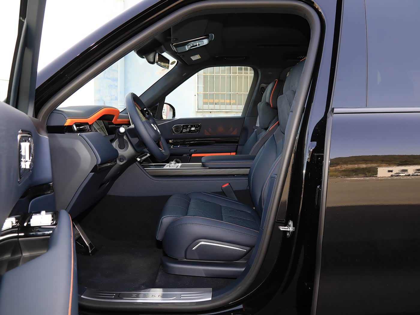 ZEEKR 9X 2025 Obsidian Black Edition | 70kWh 1030kW PHEV SUV — FOB Nansha Export
