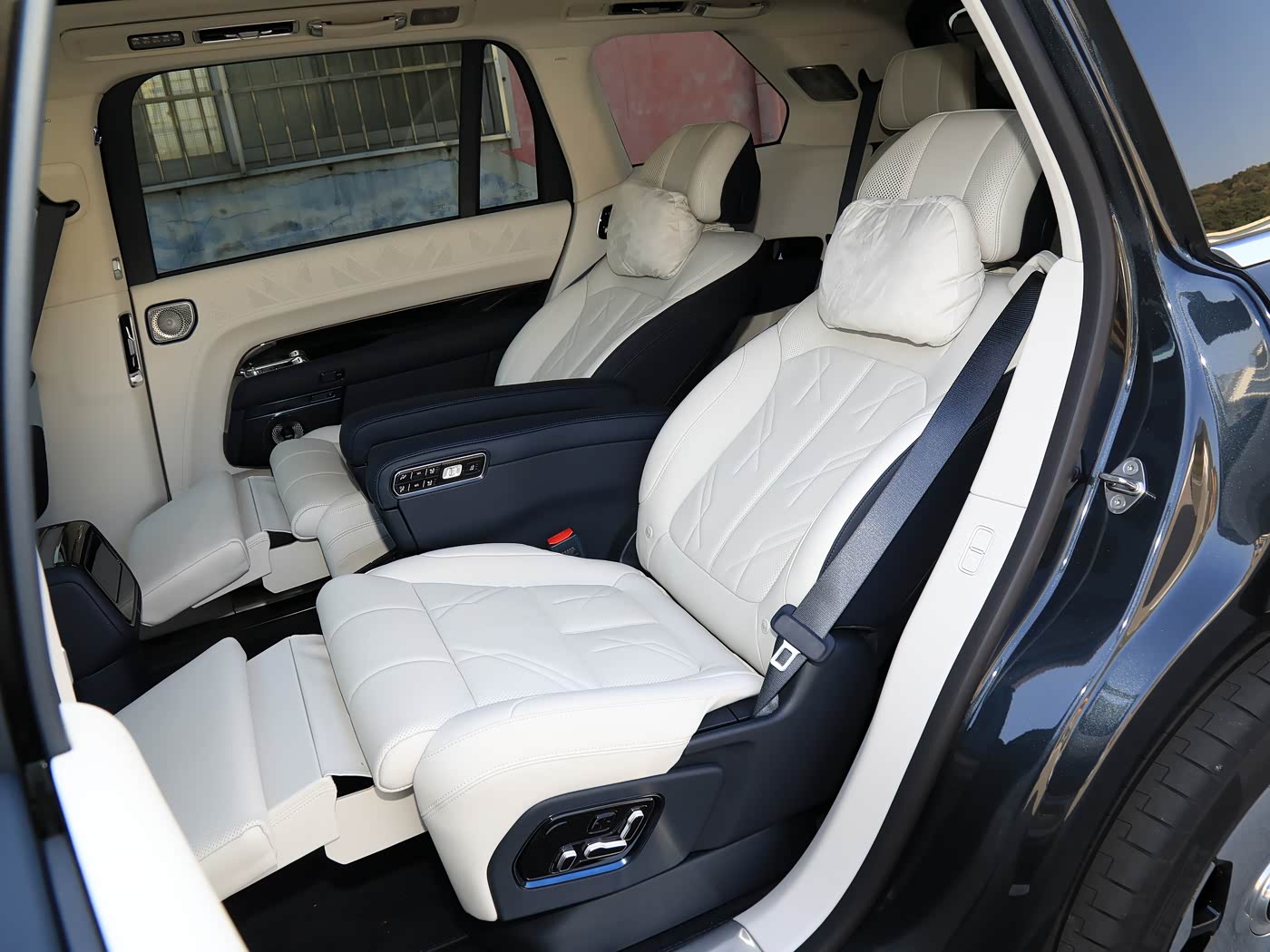 ZEEKR 9X 2025 Ultra Edition | 55kWh PHEV SUV — FOB Nansha Export