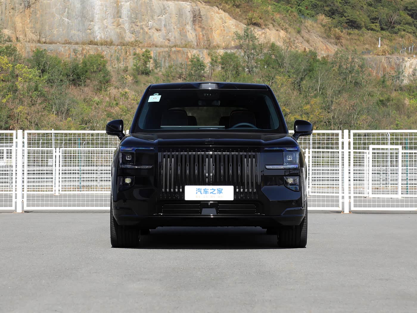 ZEEKR 9X 2025 Obsidian Black Edition | 70kWh 1030kW PHEV SUV — FOB Nansha Export