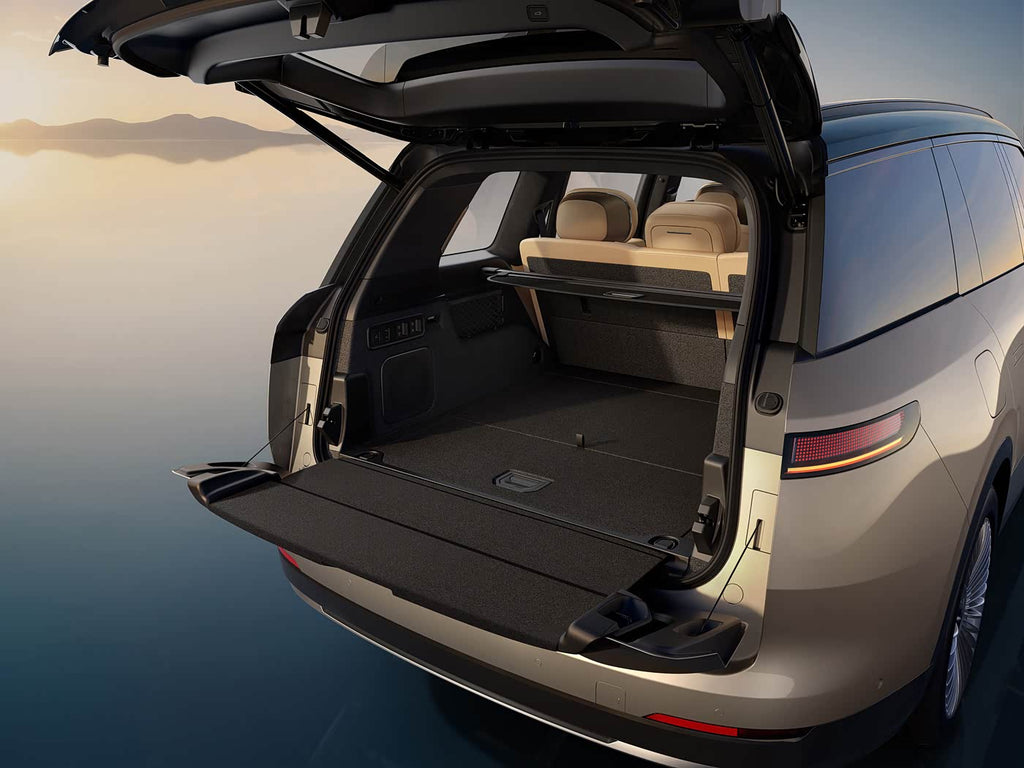 LYNK & CO 900 2.0T Ultra | Premium PHEV Sedan — FOB Nansha Export